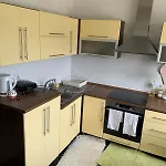 Your 16 With Parking Apartman Kassa