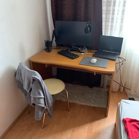 Your 16 With Parking Apartman Kassa